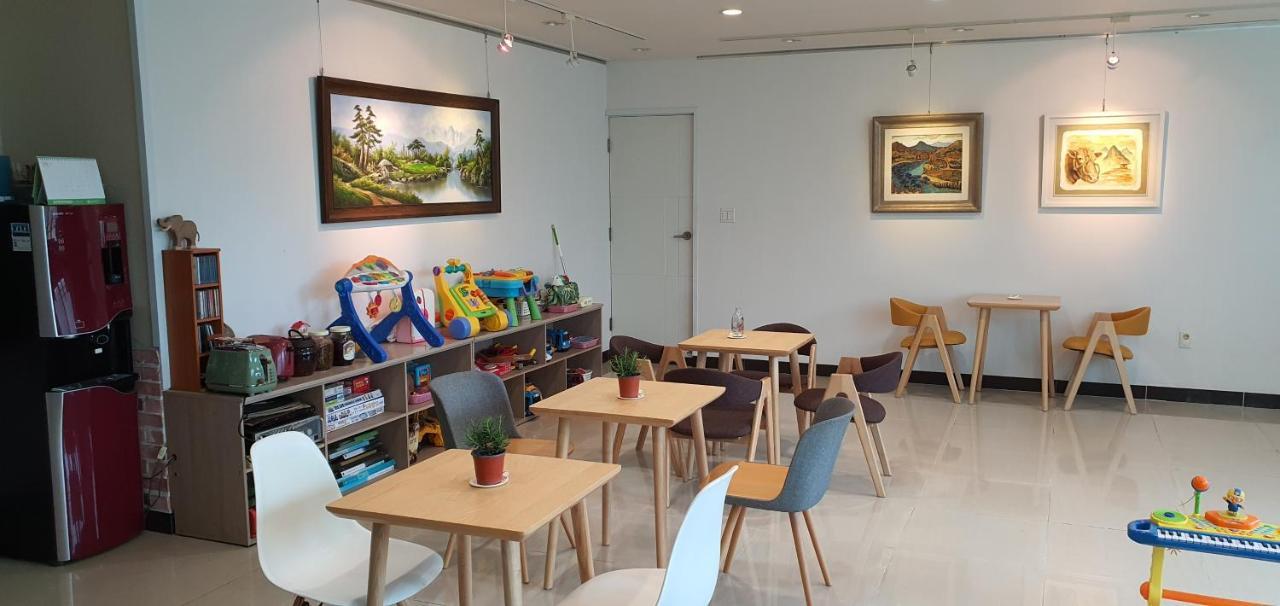 Forest Of Color Pension Hongcheon Exterior foto